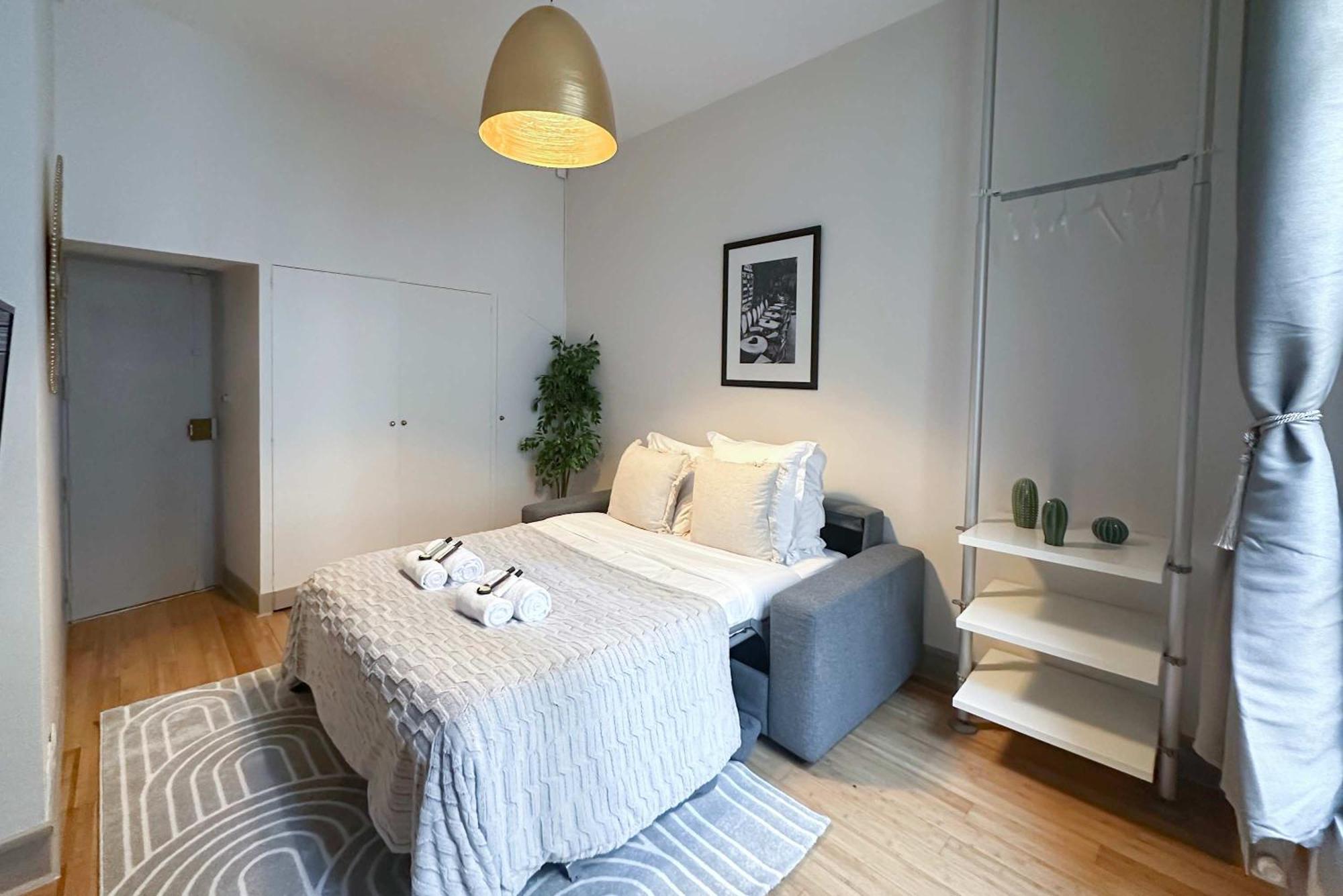 Renovated Champs-Elysees Retreat باريس المظهر الخارجي الصورة