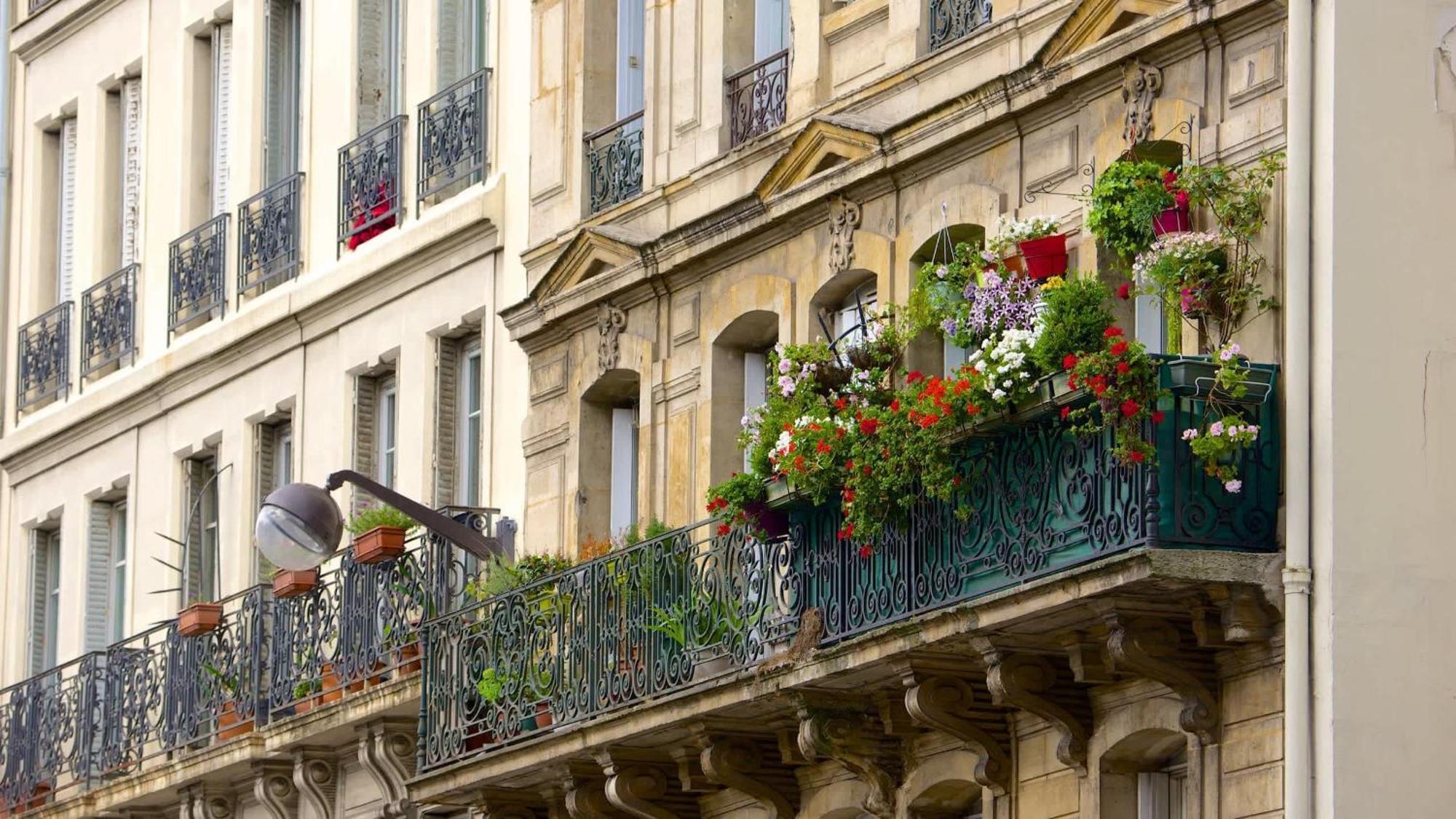 Renovated Champs-Elysees Retreat باريس المظهر الخارجي الصورة